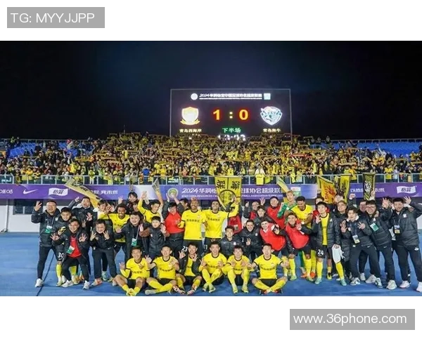 大牌足球明星齐聚青岛点燃激情球迷热情高涨